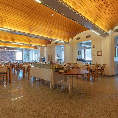 Albergo Sorriso Boario Terme Exterior foto