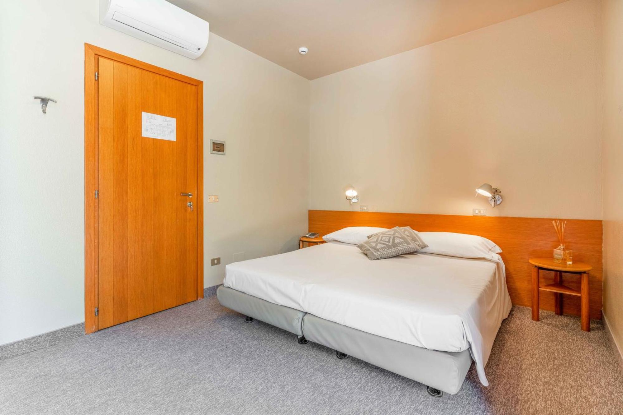 Albergo Sorriso Boario Terme Exterior foto